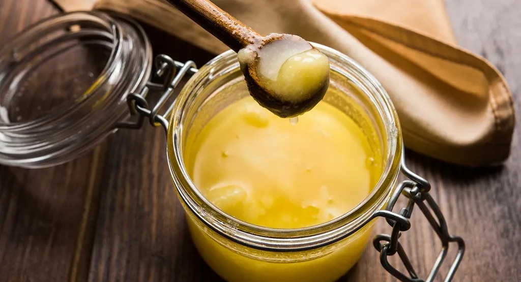Ghee im Glas