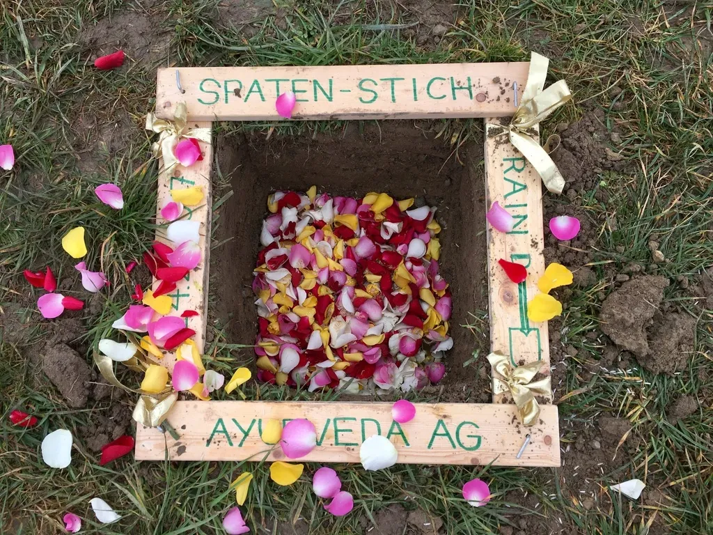 Bau des VEDA Hauses